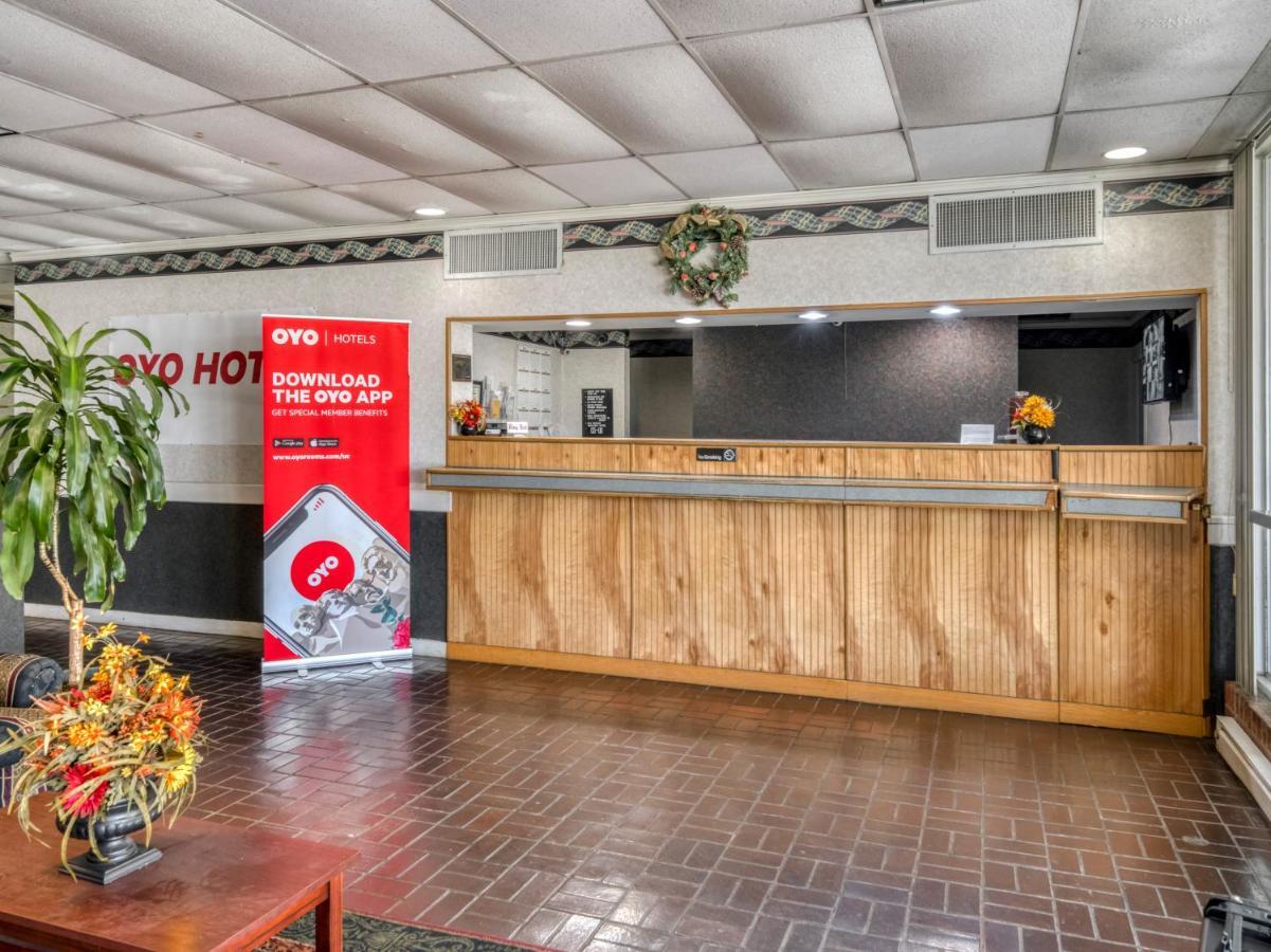 Oyo Hotel Battleboro Екстер'єр фото