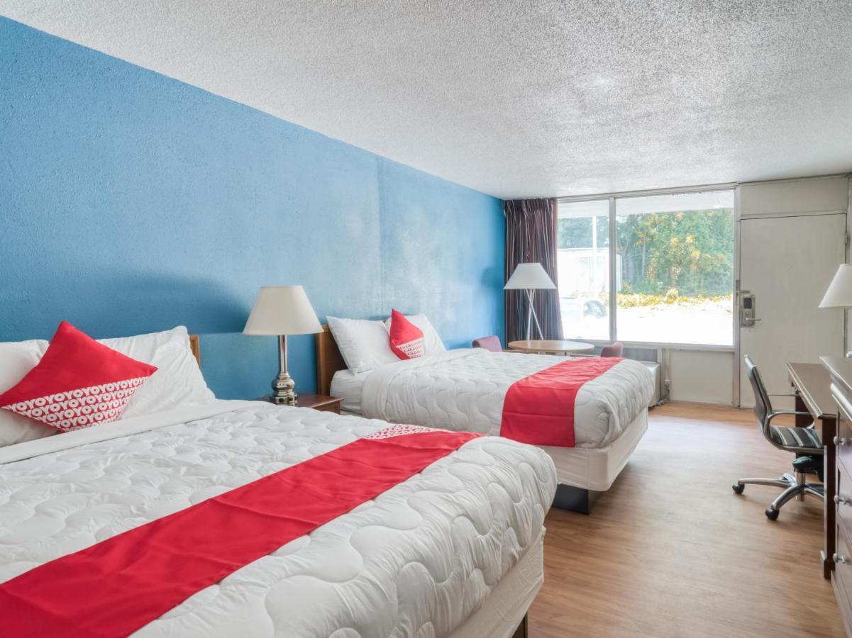 Oyo Hotel Battleboro Екстер'єр фото